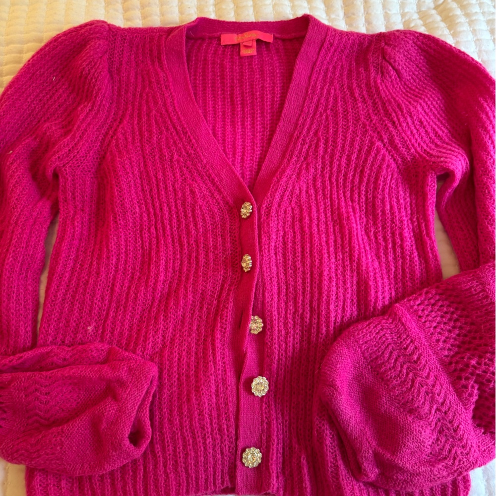 Lilly Pulitzer pink rhinestone button sweater EUC